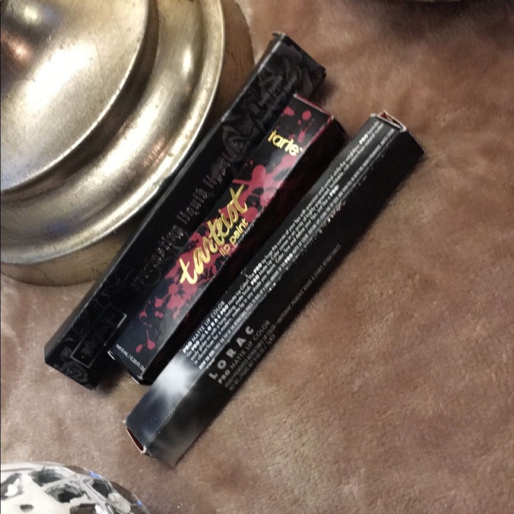 LIP BUNDLE (LAST PRICE DROP)